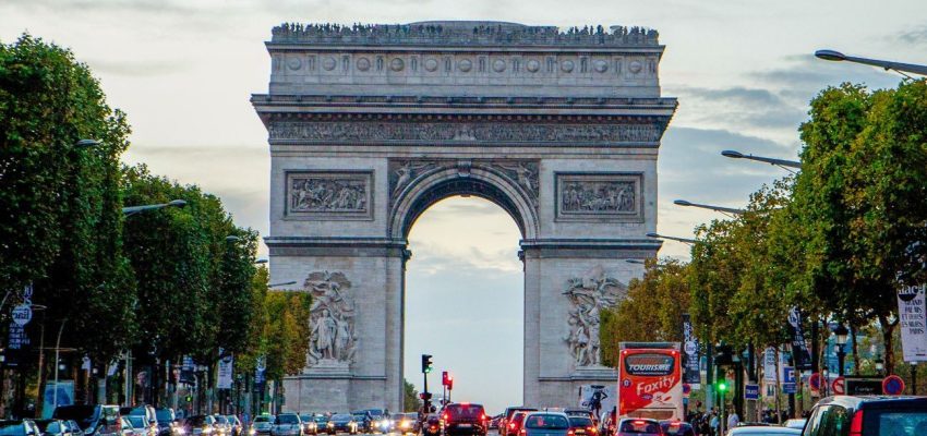 Champs-Elysees.jpg.optimal Champs-Elysees.jpg.optimal
